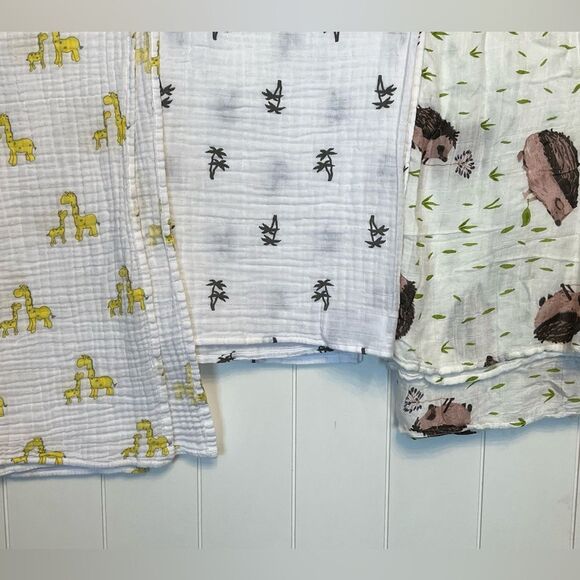 Unisex swaddle blanket bundle set of three - Picture 1 of 7